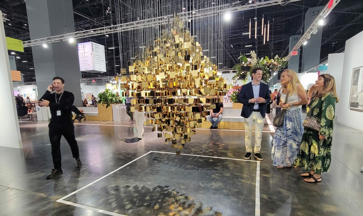 A Tale of Two Art Fair Ecosystems