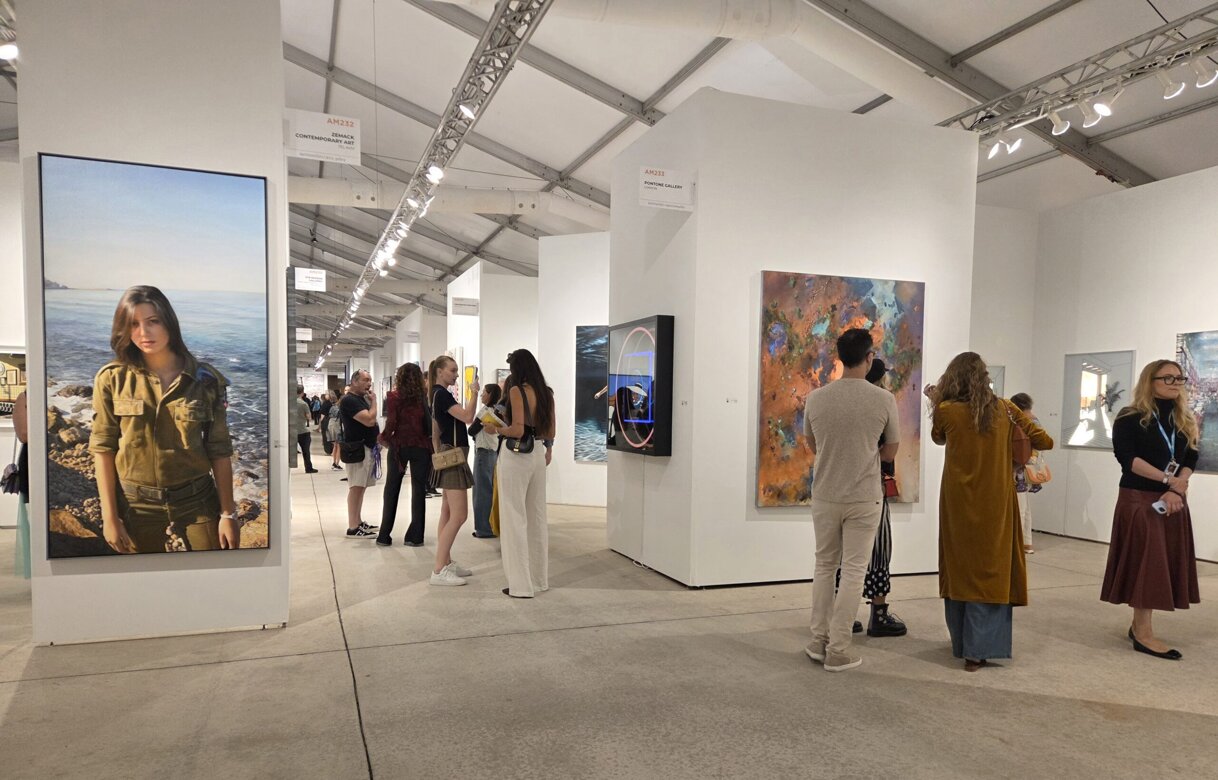 Trusting Your Eye: Collecting Art in an Age of Competing Narratives