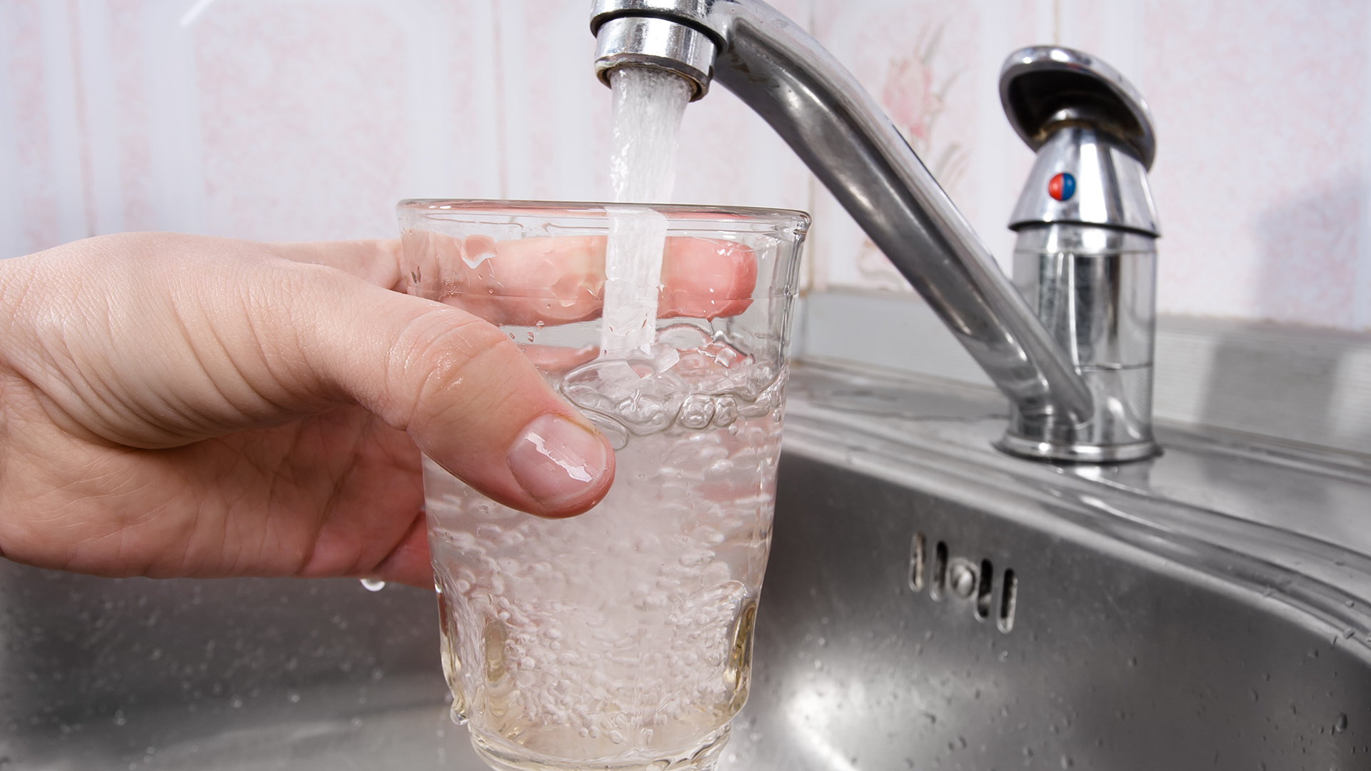 The Effects of Water Fluoridation on Cognitive Function: The Story Continues The Effects of Water Fluoridation on Cognitive Function: The Story Continues