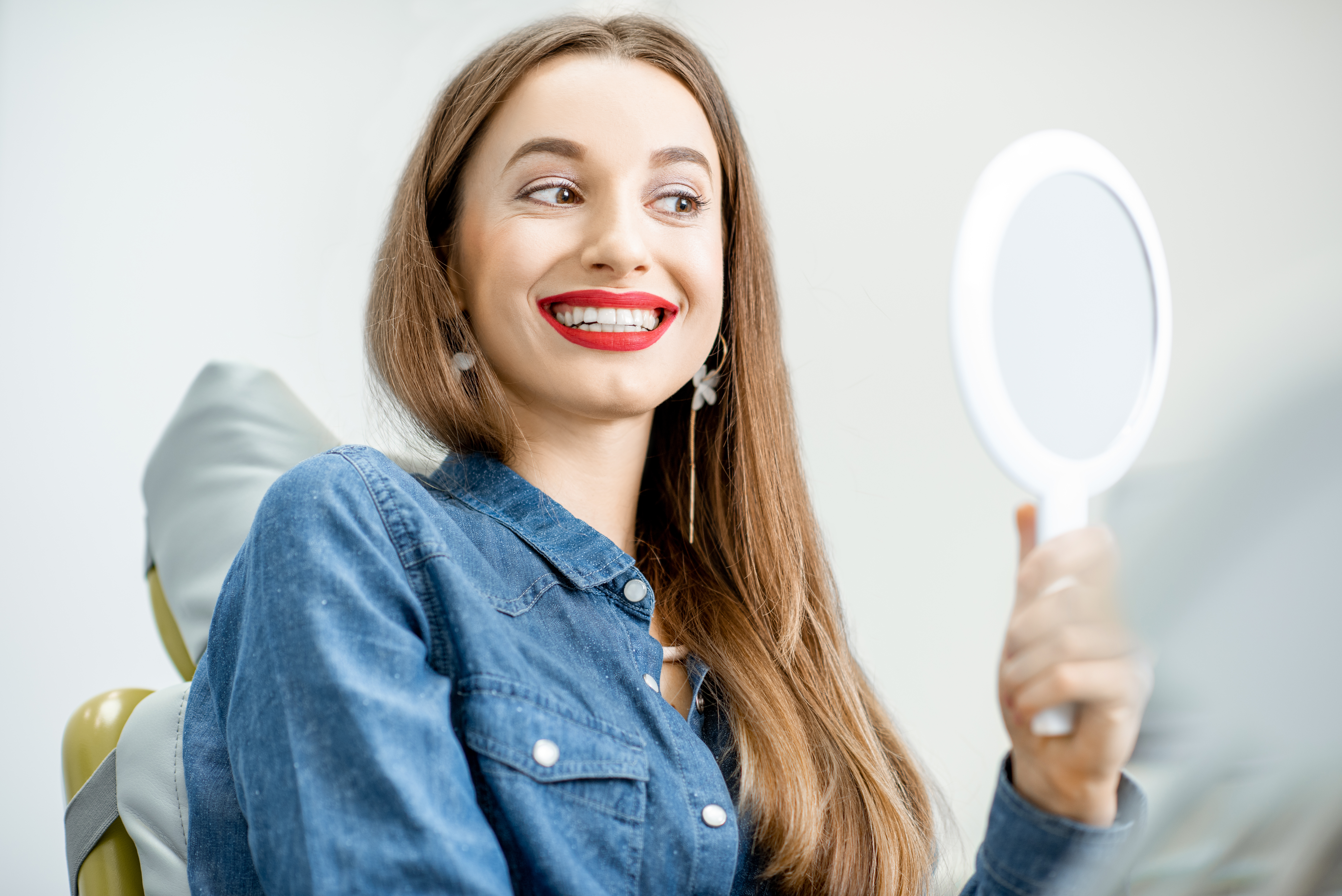 New Colgate® Optic White® In-Office Whitening: A Technology Advancement in Brightening Patient Smiles New Colgate® Optic White® In-Office Whitening: A Technology Advancement in Brightening Patient Smiles
