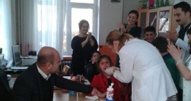 Engelsiz Dişler için Uygulama Başlattılar