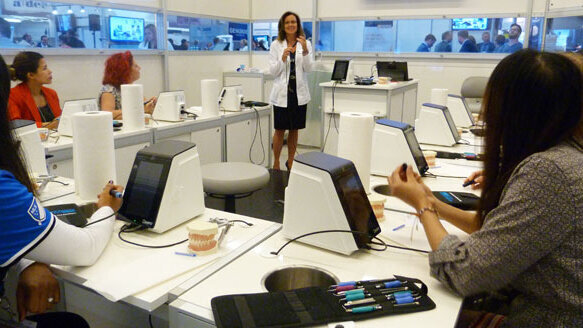 Meeting review: Journées dentaires internationales du Québec