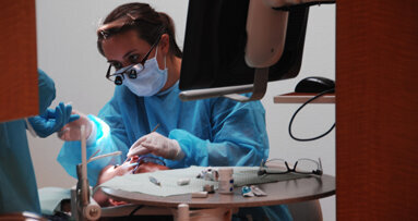 A clinic shows that the developmentally disabled can be treated without anesthesia