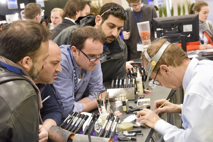 Stand: bredent, Halle 11.1. (foto: Koelnmesse/IDS)