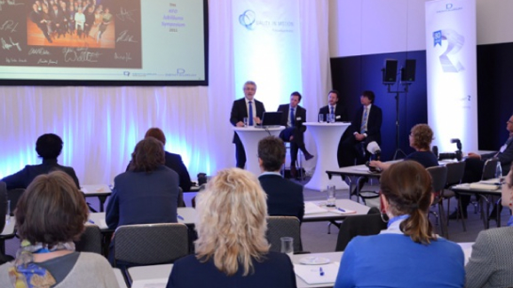 Dentaurum-Gruppe mit zahlreichen Neuheiten auf der IDS 2015