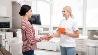 Nur rund halb so viele Ärzte auf dem Land wie in der Stadt Nur rund halb so viele Ärzte auf dem Land wie in der Stadt