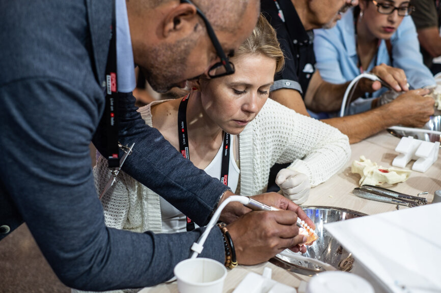 A hands-on session at ACTEON’s booth. (Photograph: DTI)