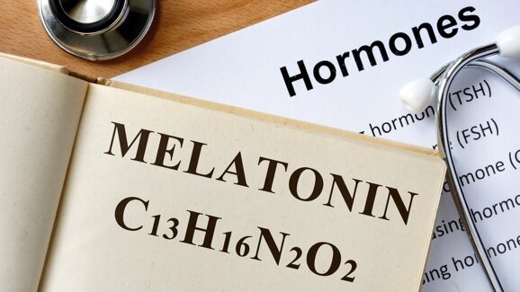 The role of melatonin in periodontal and periimplant bone homeostasis and regeneration