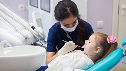 Quatro em cinco crianças não foram ao dentista do NHS no ano passado