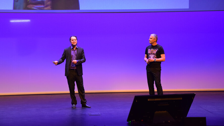 From left: Tillmann Steinbrecher, CEO and co-founder of exocad and Novica Savic, chief commercial officer at exocad and moderator of Insights 2022.