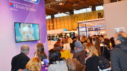 3D White Whitestrips available to customers in Britain