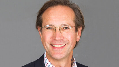 “Parodontitis is bij ouderen een groot probleem”