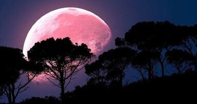 Pedir un deseo a la luna