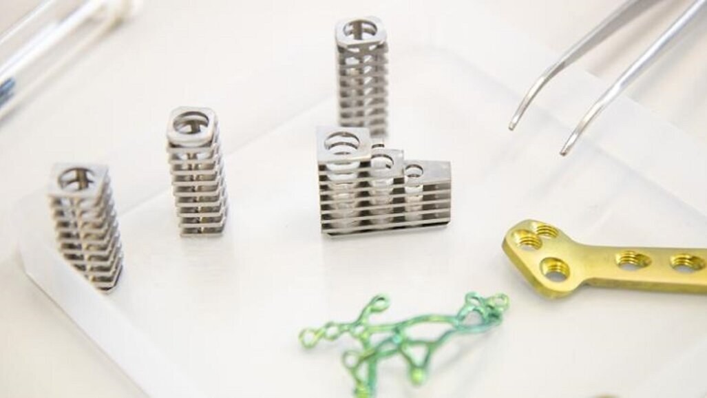 Naukowcy z Politechniki Śląskiej opracowali technologię powłok na implantach