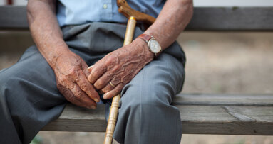 Zusammenhang zwischen Gebrechlichkeit und dentaler Probleme