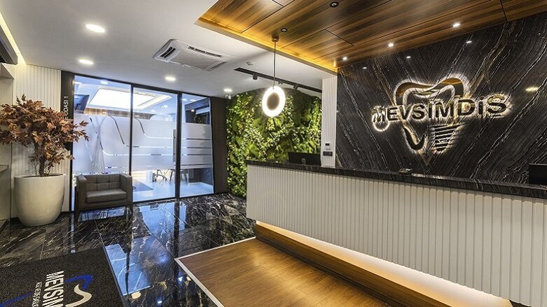 Mevsim Diş’te Siyahın Asaleti