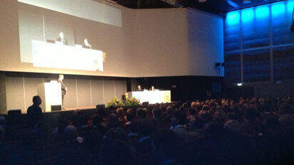 Frank Spear apre il Congresso Aic-Aiop a Riccione