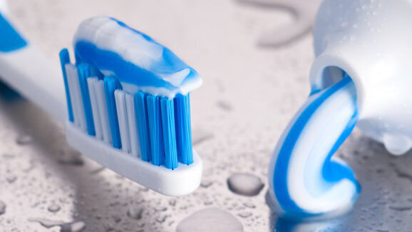 Kinderzahncremes unter der Lupe