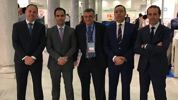 El presidente del Consejo General de Dentistas participa en la inauguración de Expoorto 2017