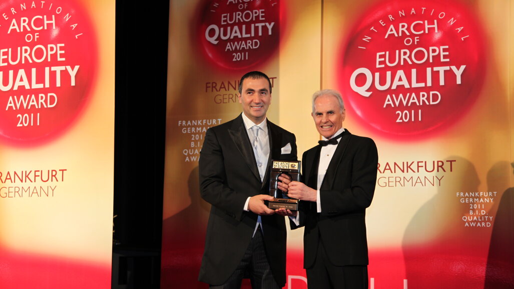 Български дентален център със световна награда за качество и професионализъм