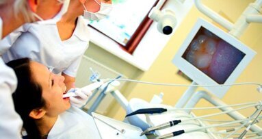 Verstandskiezen van Japanse vrouwen verdwijnen