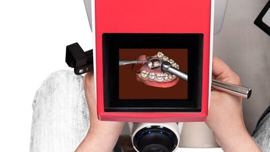 Virtuelles Bohren: Studenten trainieren am 