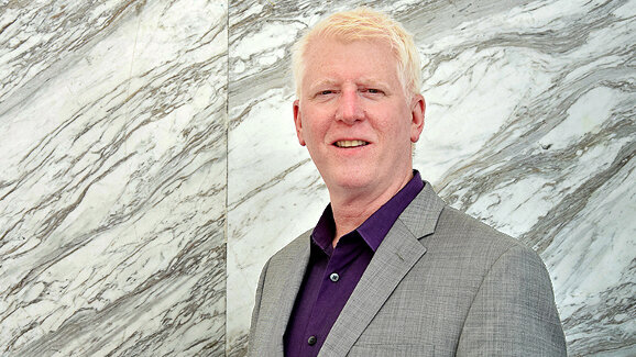 Lee Culp aboga por tecnología que pueda predecir problemas bucales en infantes