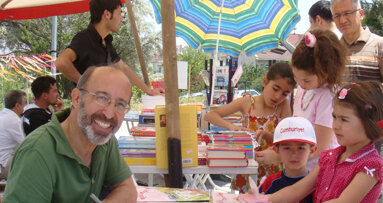 Ahmet Özdikmenli'den Çocuklara Ağız-Diş Kitabı