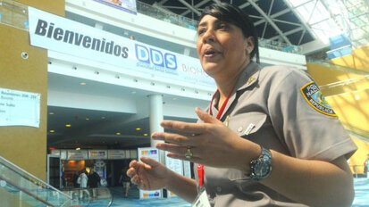 La primera mujer de la odontología policial en Dominicana