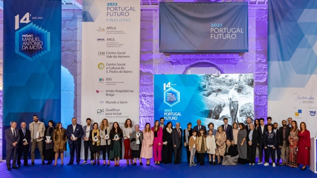Mundo A Sorrir recebe Menção Honrosa do Prémio Manuel António da Mota