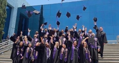 Nueva promoción convalida el título para ejercer en California