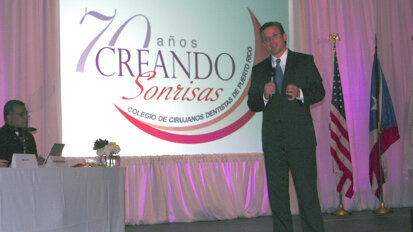 Los candidatos a gobernador acuden al congreso del CCDPR