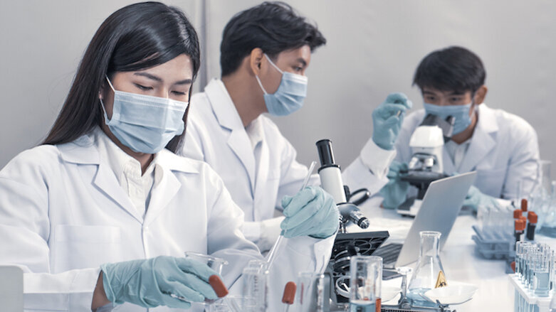 Etude des liens entre le microbiome oral, les variations génétiques et la parodontite