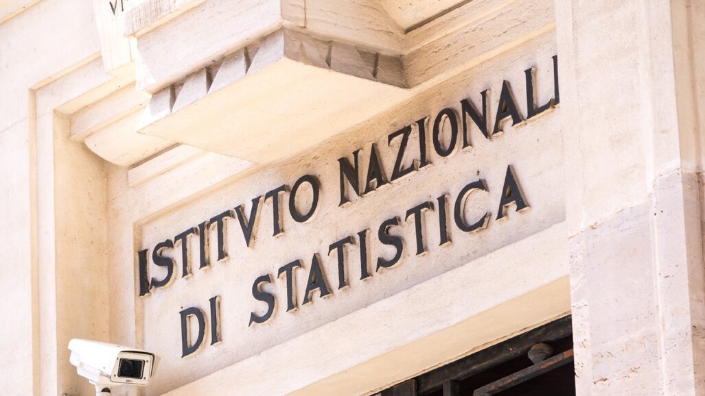 Al dentista gli oneri delle imprese, ma non i benefici. AIO ad Istat: modificare censimento ad uso dei professionisti