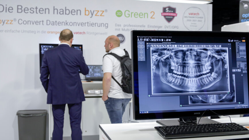 Orangedental offers a comprehensive range of digital X-ray products. (Image: Koelnmesse)