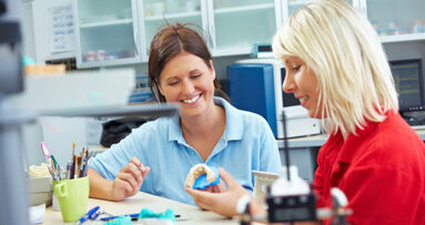 Neue Runde für den Candulor KunstZahnWerk-Wettbewerb