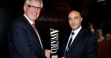 Dental Tribune honours Robert Gottlander