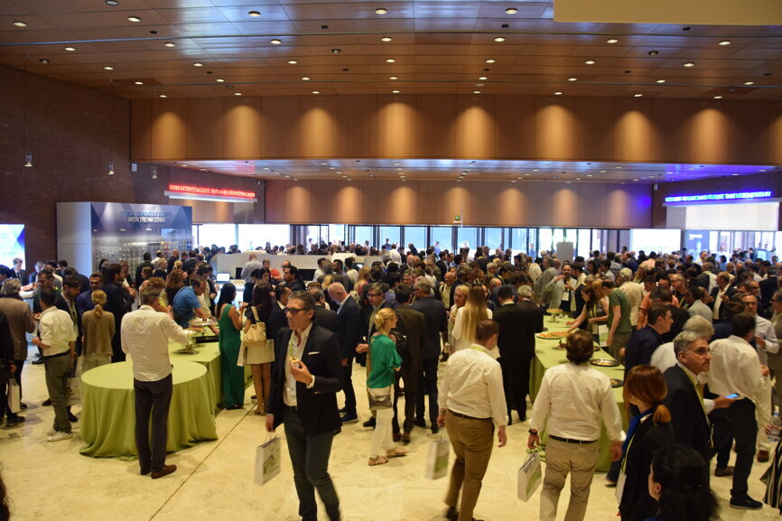 The crowd at the 4th International Expert Symposium