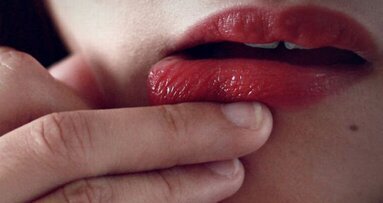 Micro-biobrandstofcel draait op speeksel