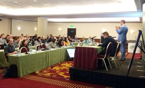 Dentsply Sirona Implants Kongres 2018 v Praze - odborné přednášky