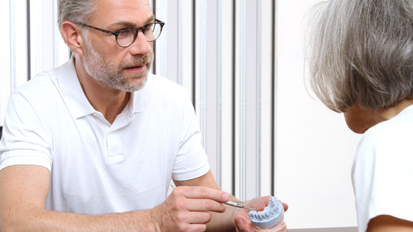 Aufklärungsgespräch vor zahnärztlichen Eingriffen