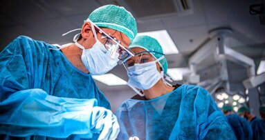 Hospital dental trainees in England to receive pay uplift after strike action