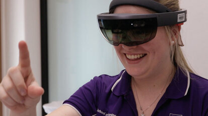 Dental students embrace new learning technology Dental students embrace new learning technology