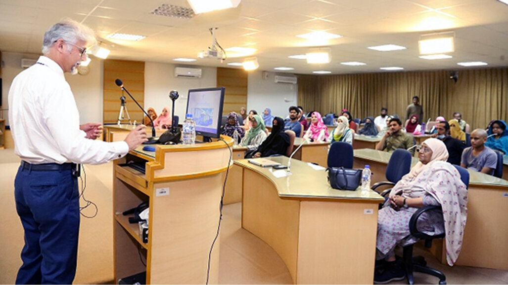 KU oral cancer awareness lecture stresses early detection