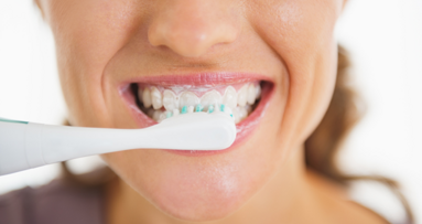 Zehn-Länder-Studie: Keine einheitliche Zahnputztechnik