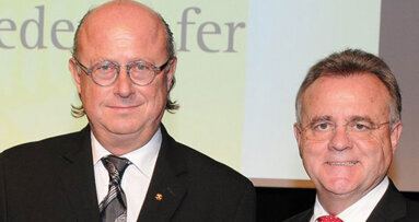 Burgenland: Auszeichnung für Kieferchirurg