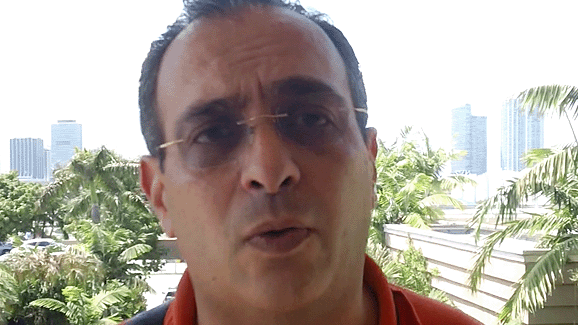 El Dr. Enrique Jadad deslumbra en Miami con casos clínicos realizados en Colombia