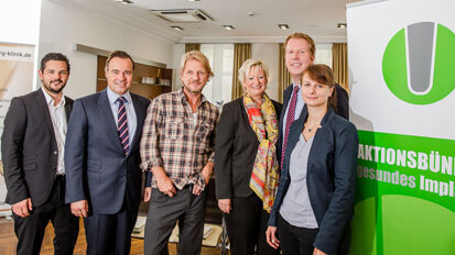 Mundgesundheit unter prominenter Regie