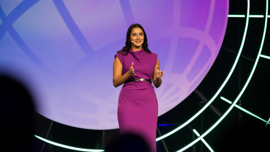 Dr Varisha Parikh presents during the general session. (Image: Dentsply Sirona)