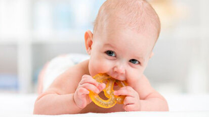 La febbre non sempre dev’essere associata all’eruzione dentale primaria